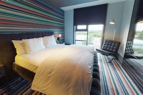 Double Room – The Village Hotel .